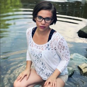 Meet your Posher, Nikki